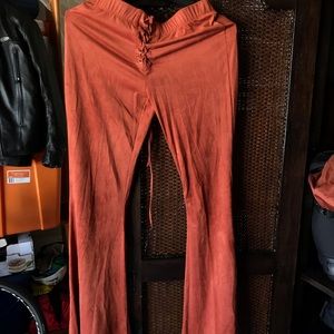 Amazingg boot cut flared stretchy pants!